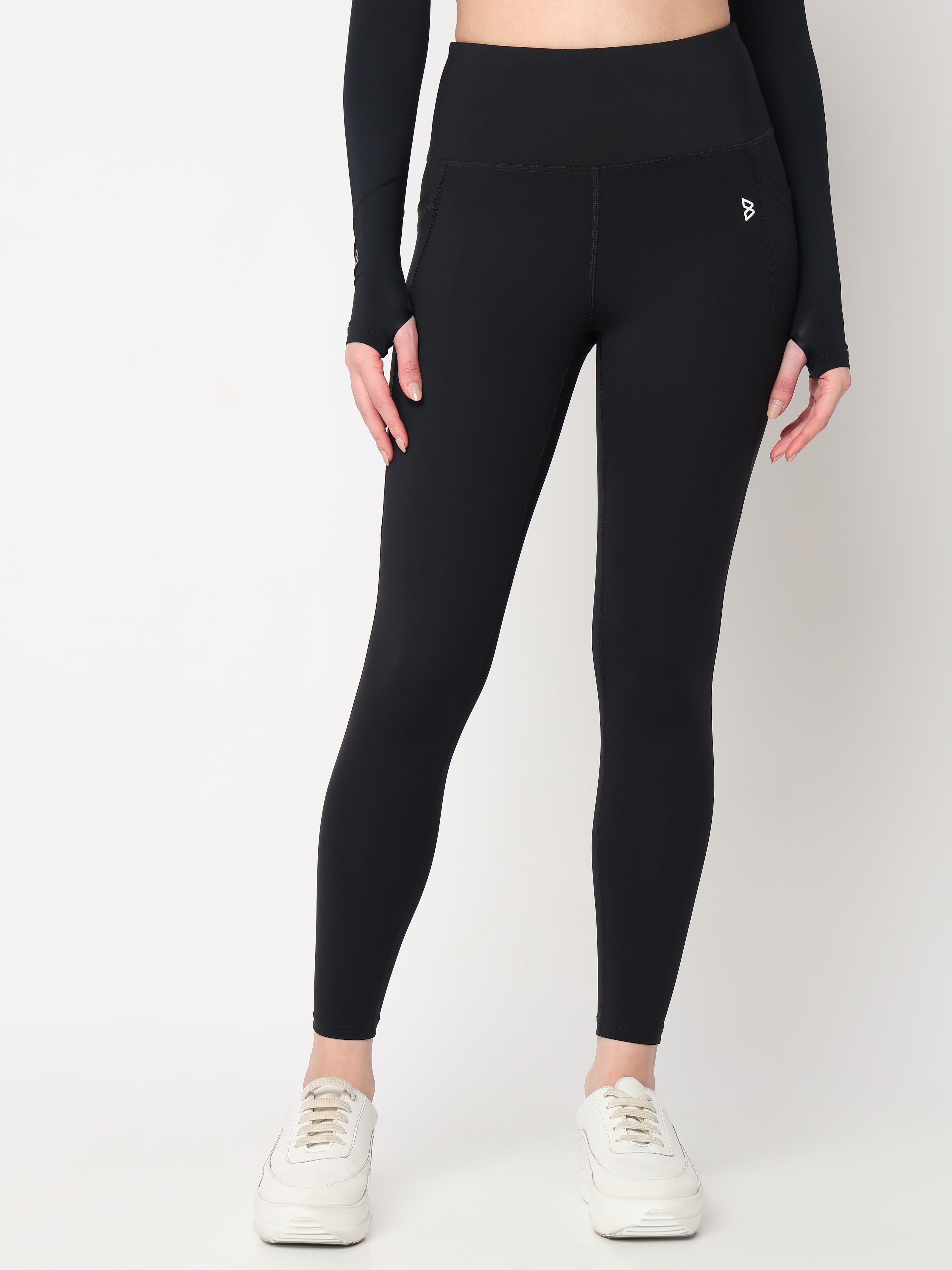 Black Essential Leggings