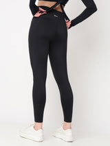 Black Essential Leggings