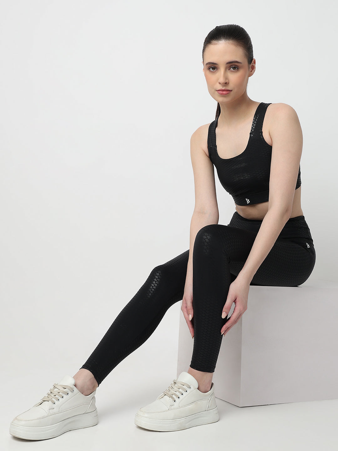 Take Control Gloss Sports Bra