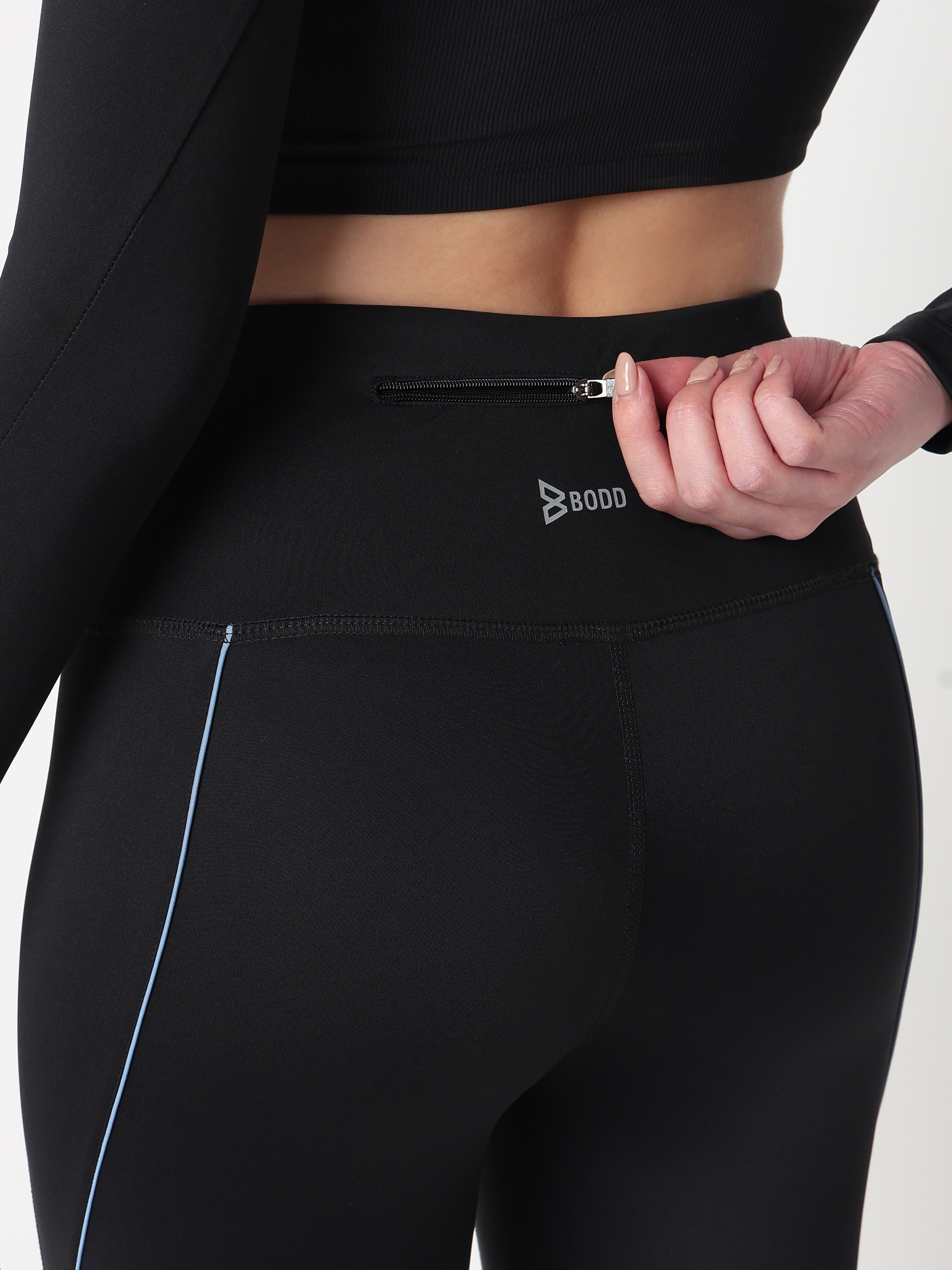 Black & Blue Endurance Leggings